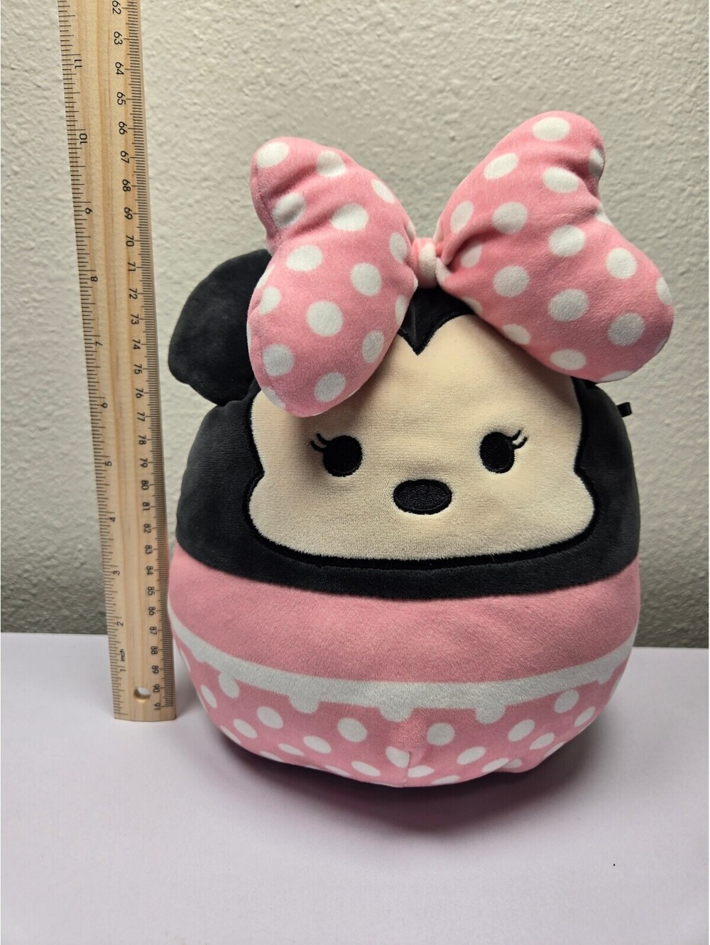 Squishmallows Disney Minnie Mouse 10" Pink Polka Dot Bow Kellytoy Plush NWT